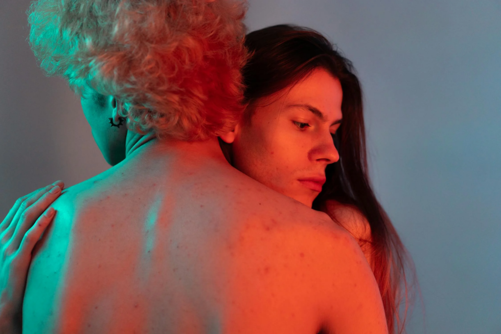 No, la orientación e identidad de género no son sinónimos