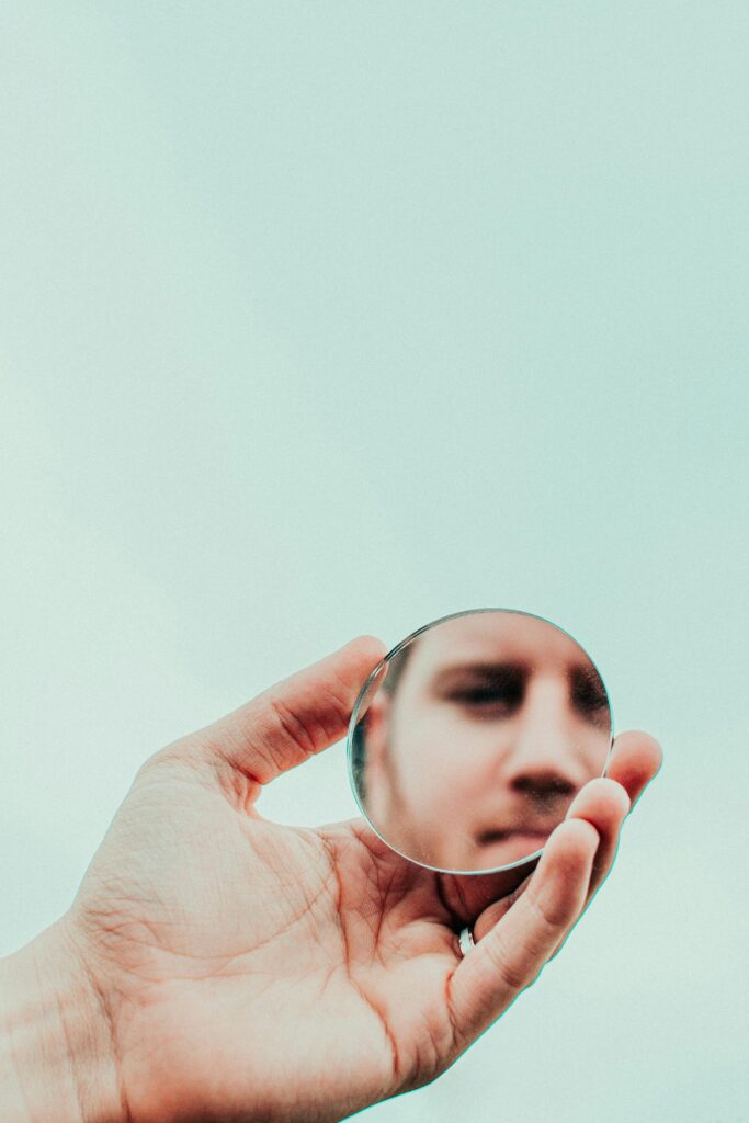 participantes, metaanálisis, autoestima, terapias centradas en la compasión, autovaloración, tratamiento, terapia y autoestima